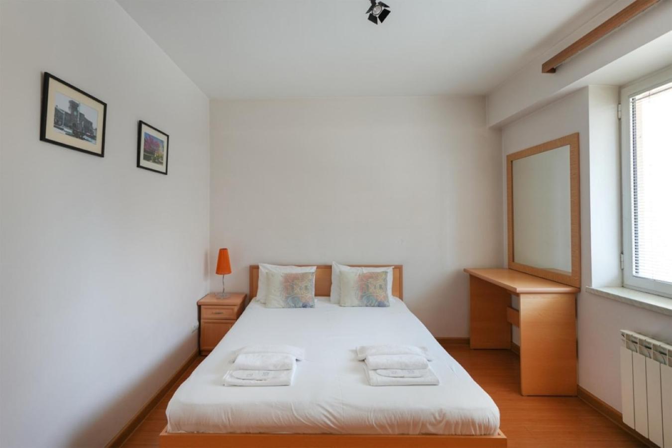 RIS Central Apartments Jerevan Buitenkant foto