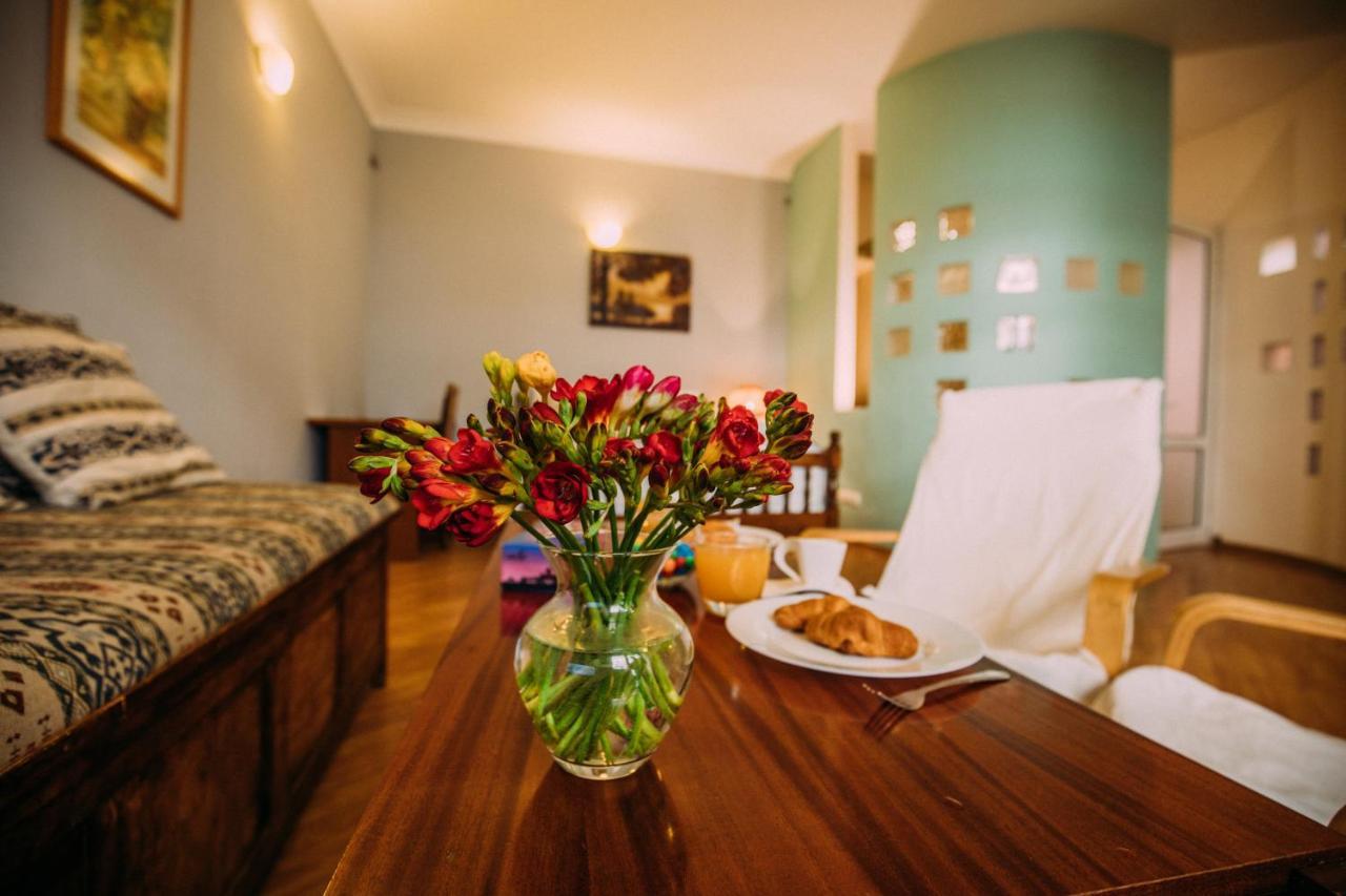 RIS Central Apartments Jerevan Buitenkant foto