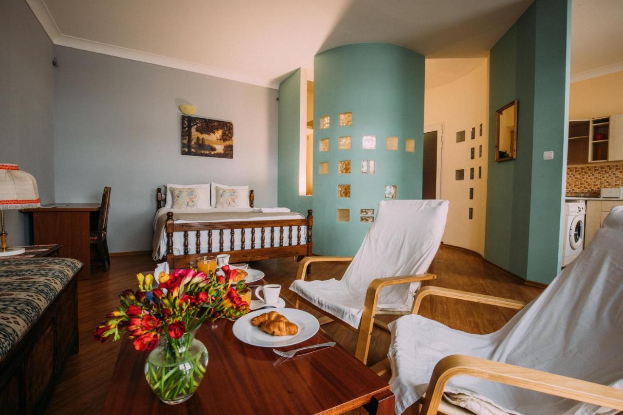 RIS Central Apartments Jerevan Buitenkant foto